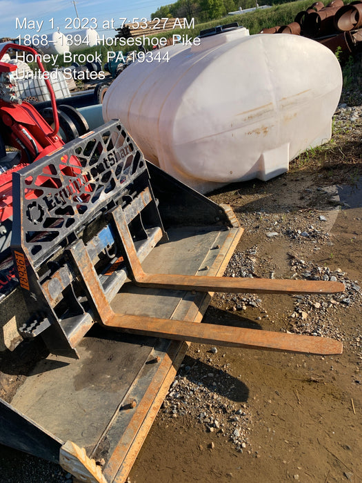 2021 PALADIN 48" Pallet Forks - Paladin