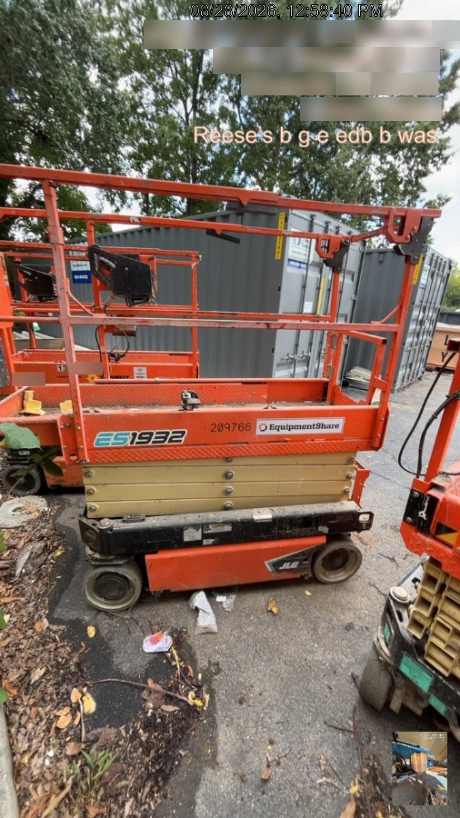 2022 JLG ES1932