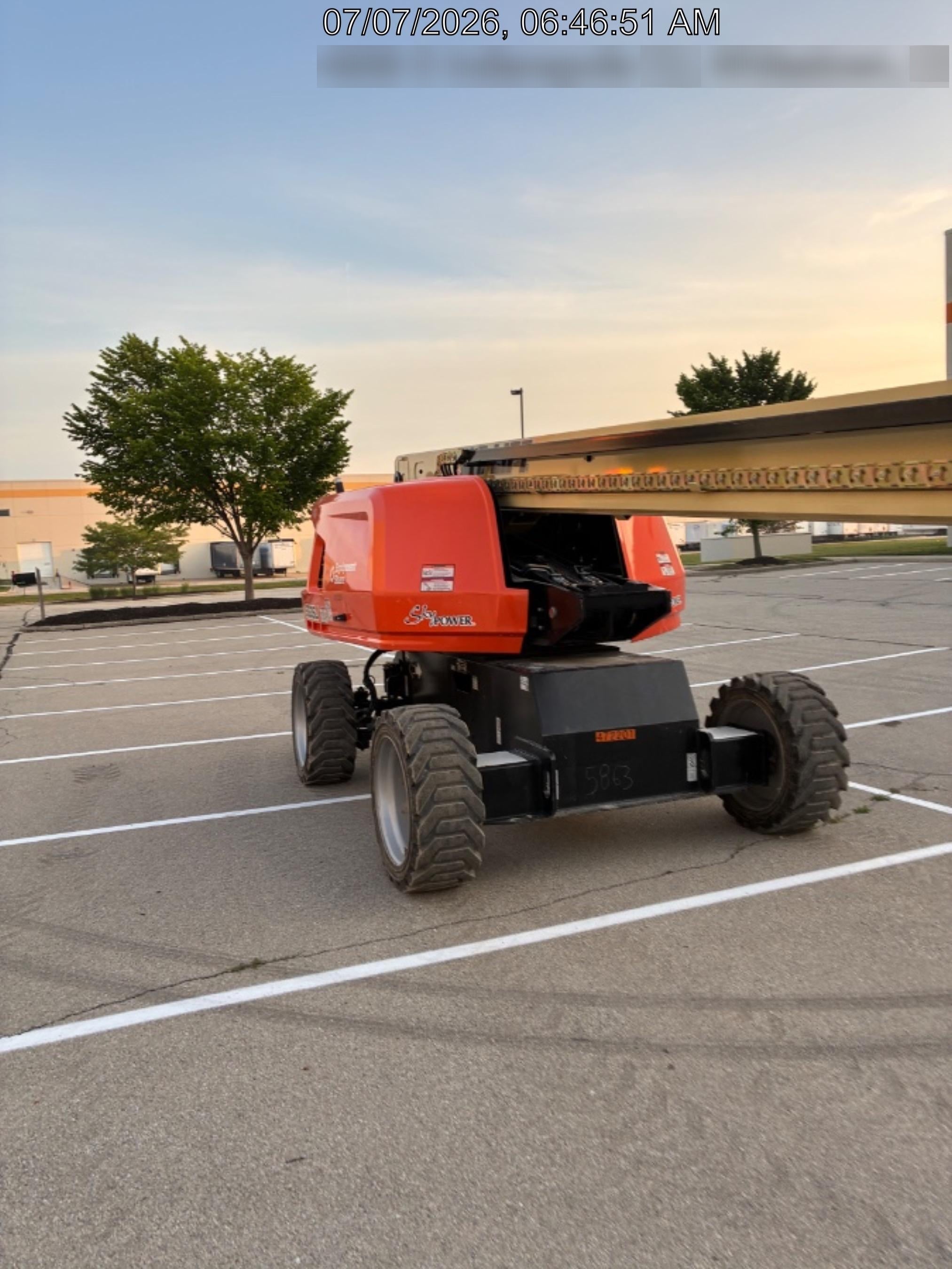 2024 JLG 660SJ