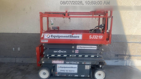 2020 Skyjack SJIII-3219 Solid NM Tires, Half height spring hinged entry gate, Dual Beacons, 800W Inverter
