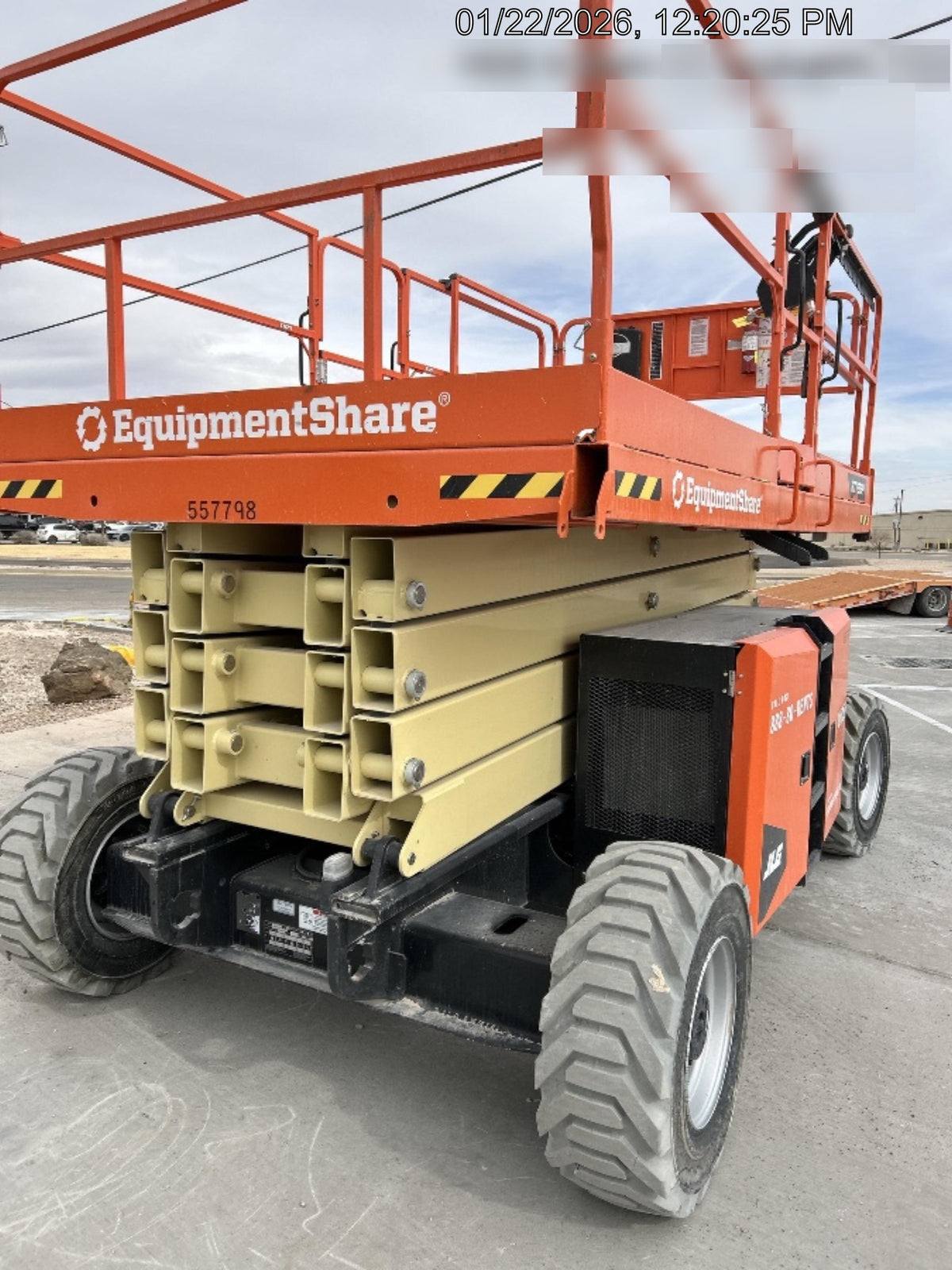 2025 JLG RT4394