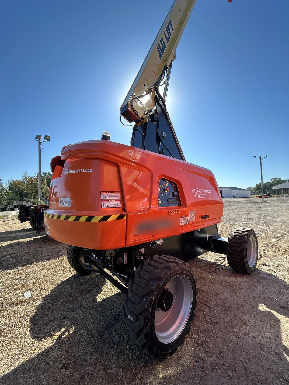 2025 JLG 660SJ