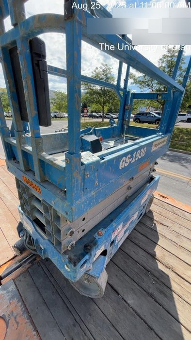 2020 Genie GS-1930 Solid Non Marking Tires, Beacon, Folding rails with half height swing gate, 800W Inverter