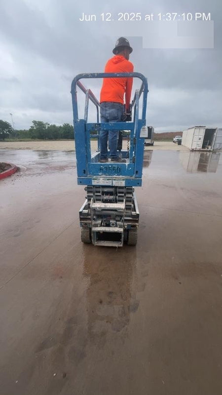 2020 Genie GS-1930 Solid Non Marking Tires, Beacon, Folding rails with half height swing gate