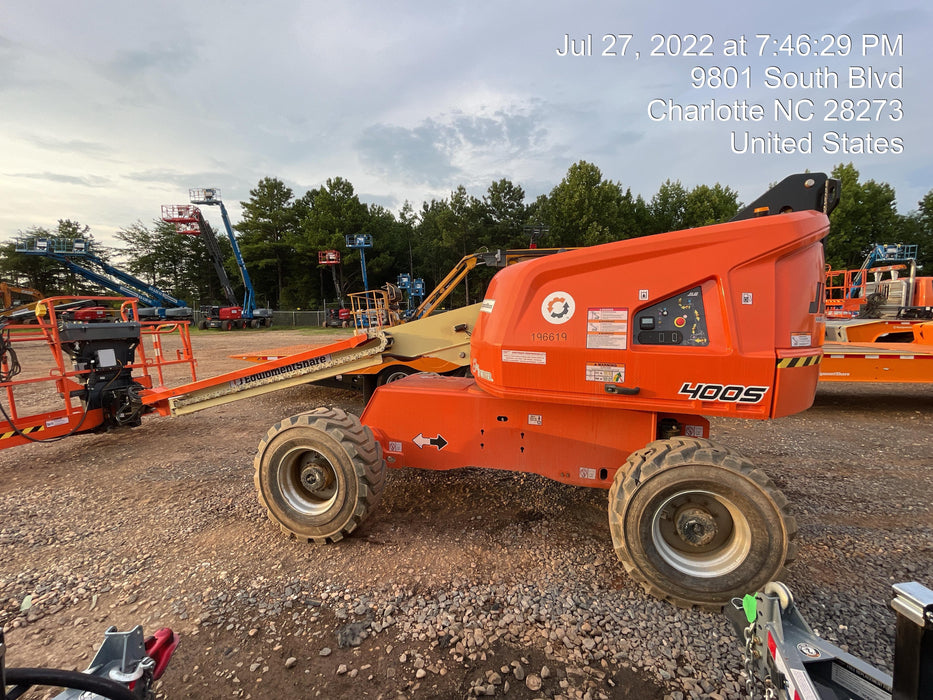 2021 JLG 400S