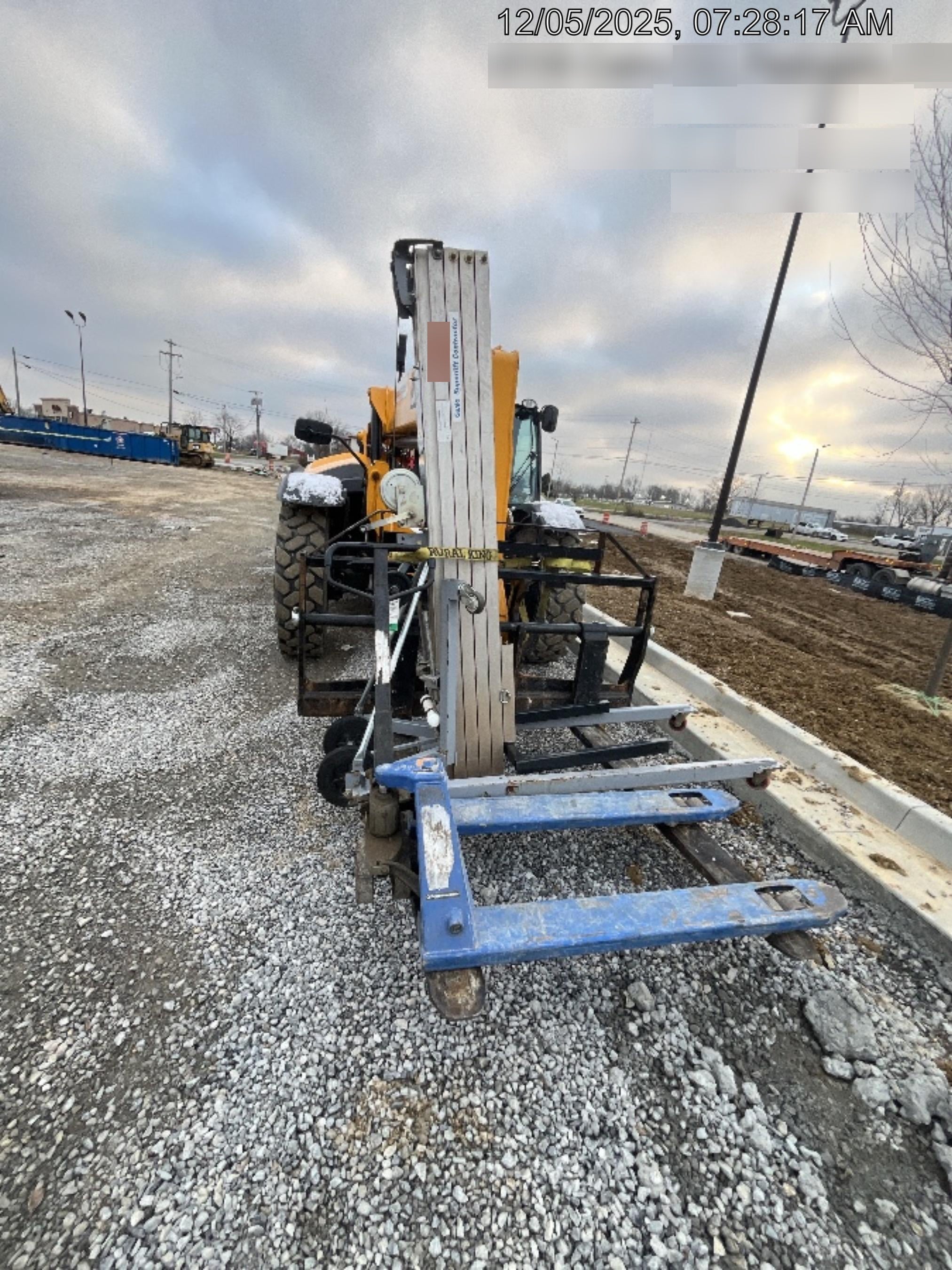 2022 MIGHTY LIFT M77