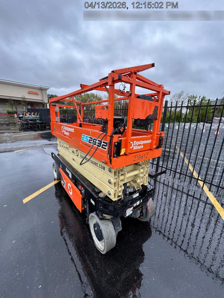 2022 JLG ES2632