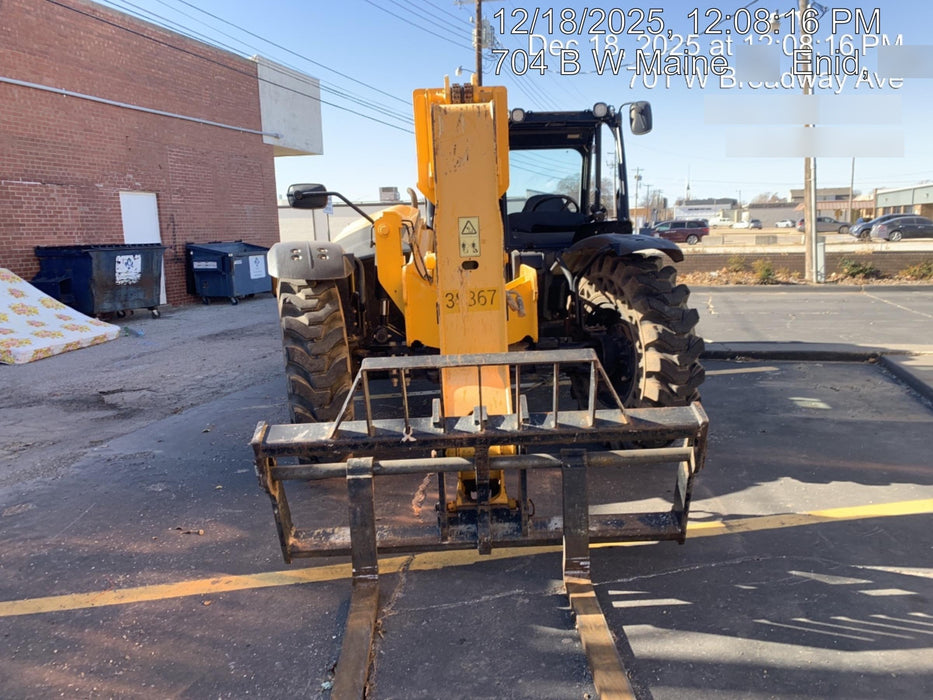 2019 JCB 509-42 74 HP w/Open ROPS, Beacon, Aux Hydraulics, LED Work lights, Solid Tires 66" Carriage/60" Forks