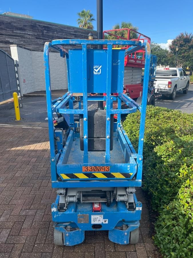 2023 GENIE GS-1432