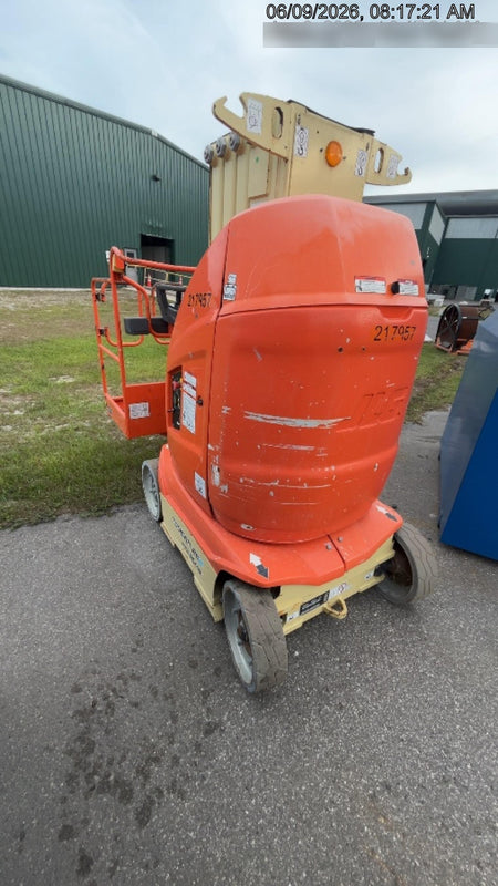 2022 JLG 26E
