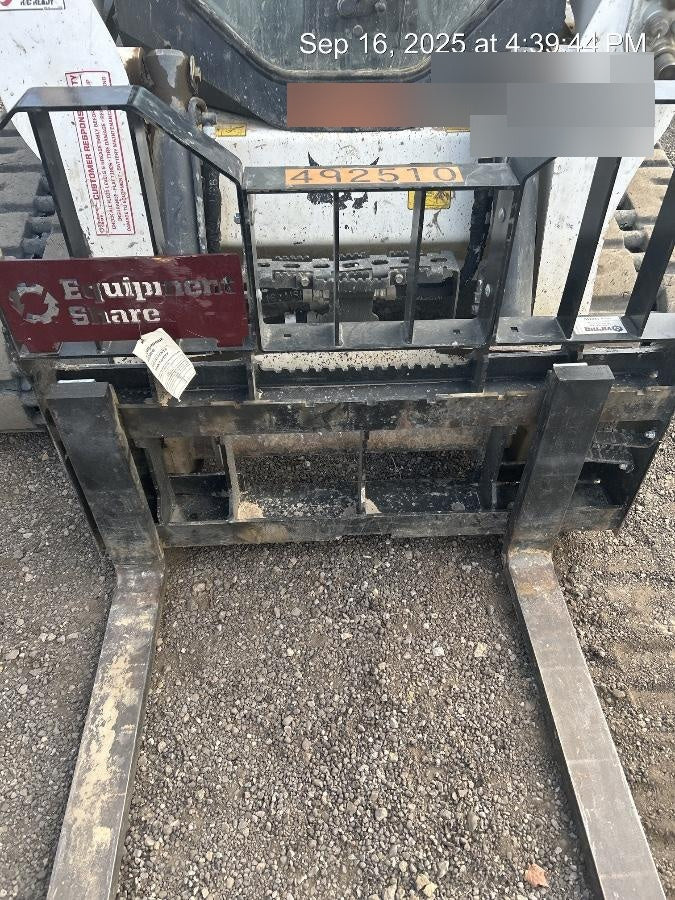 2023 ARROW MATERIAL HANDLING 48" Pallet Forks - Arrow