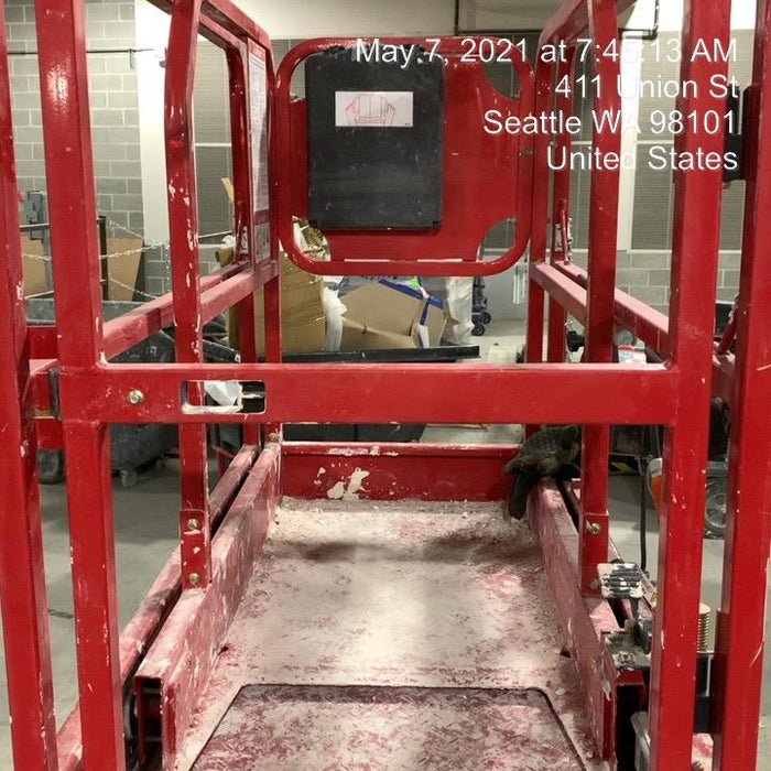 2020 MEC 1330SE Solid NM Tires, Steel Swing out Doors, LCS, Beacon, 900W Invertor