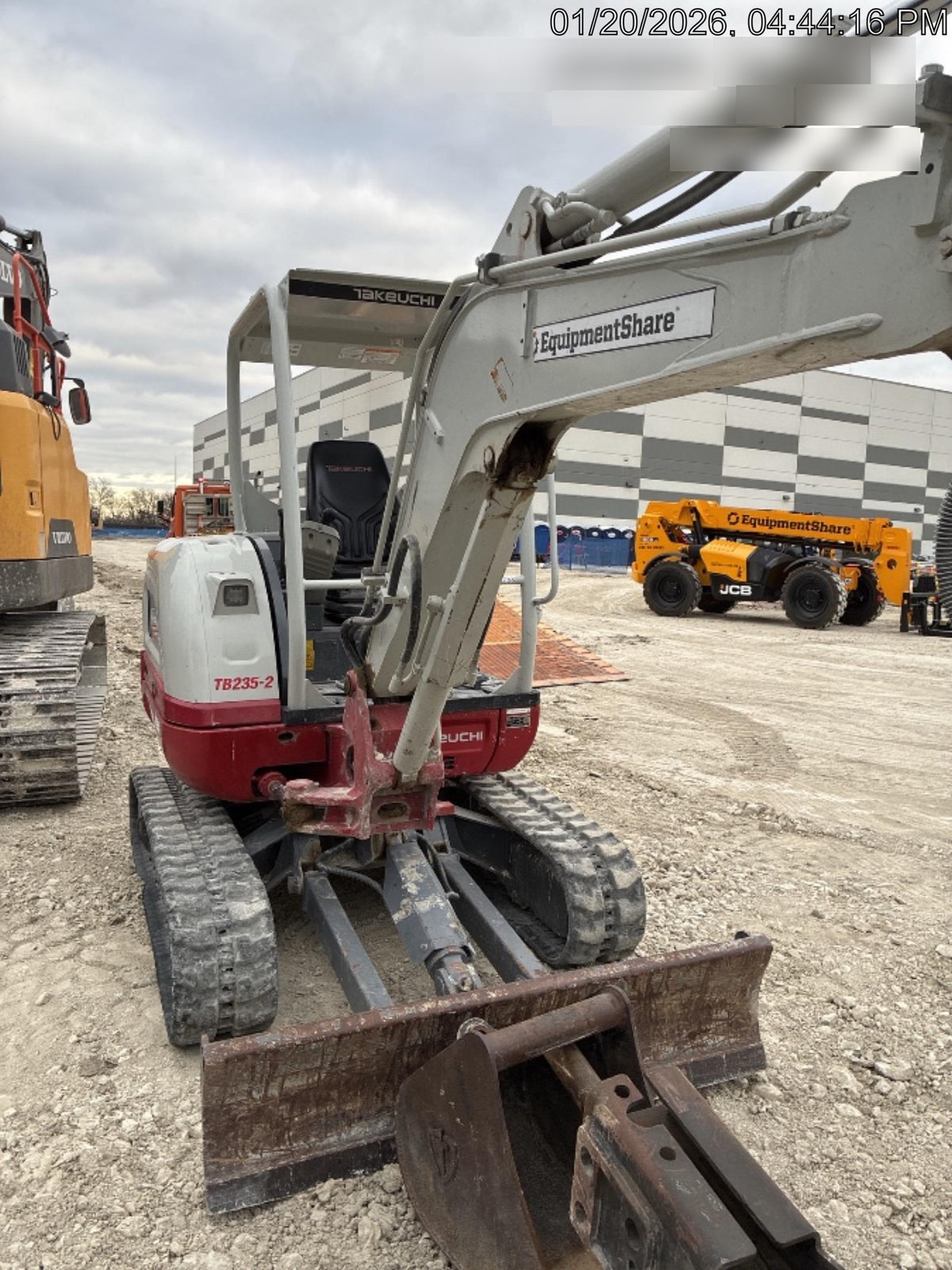 2023 TAKEUCHI TB235-2R