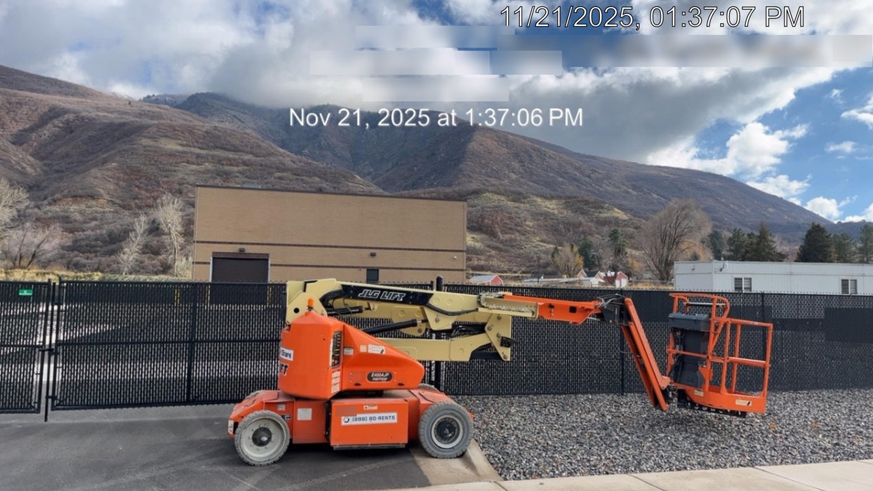 2019 JLG E400AJPN