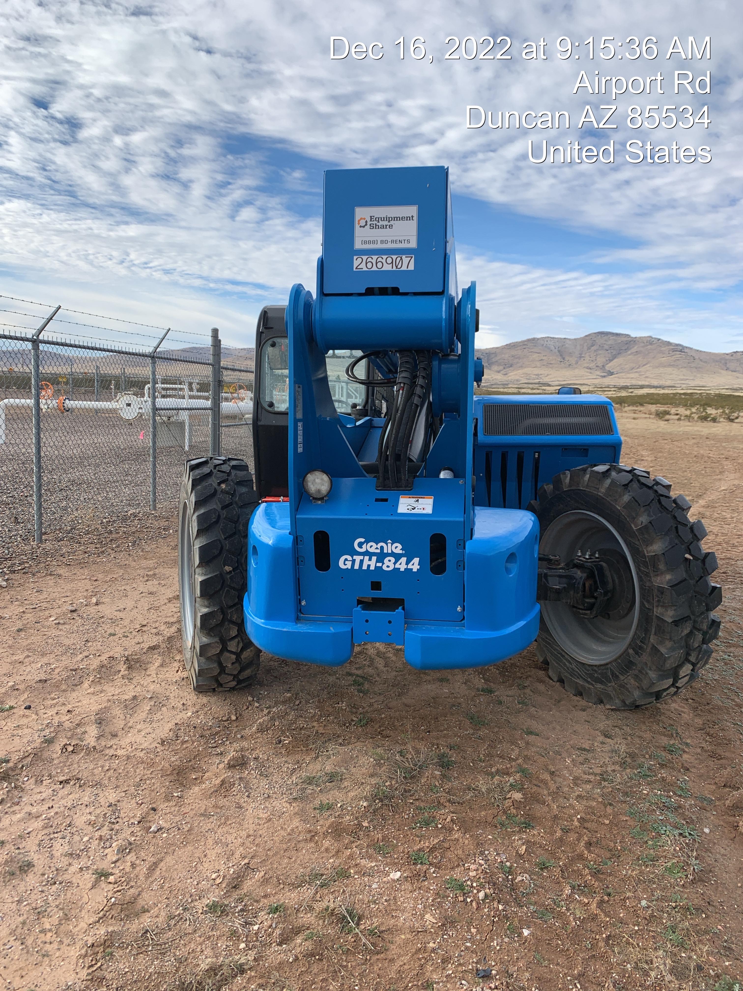 2022 GENIE GTH-844
