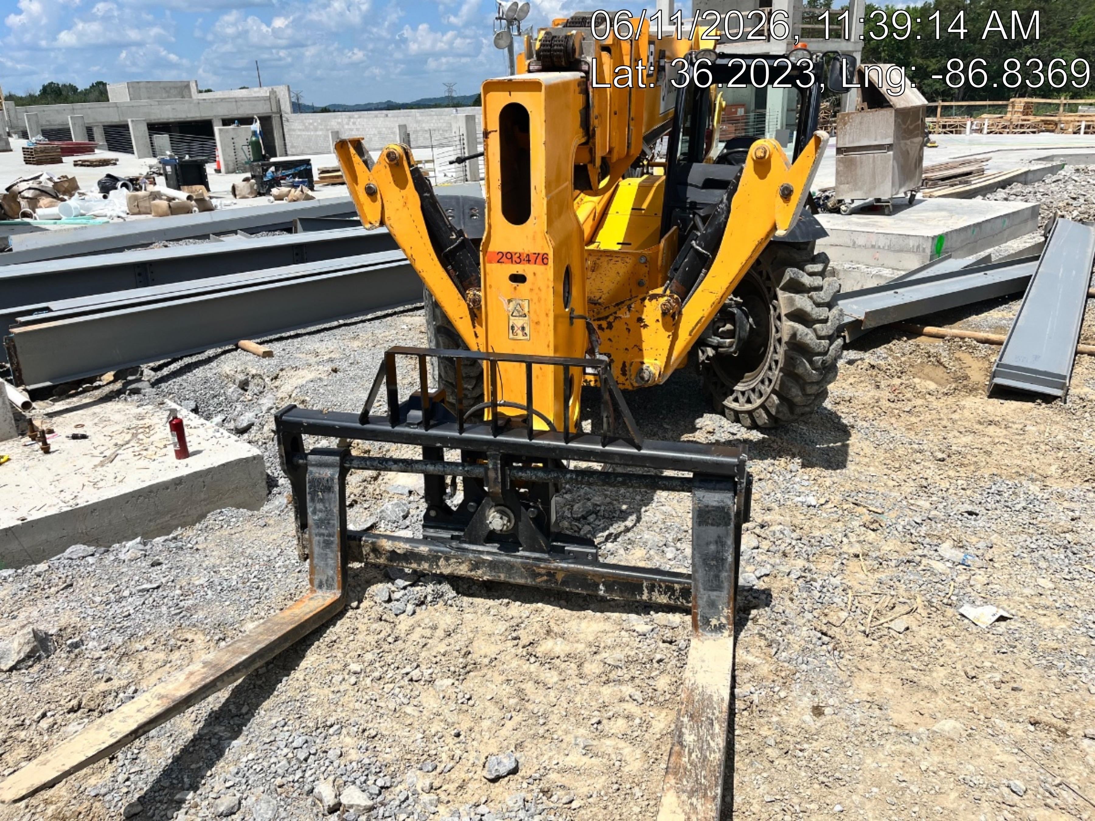 2023 JCB 510-56
