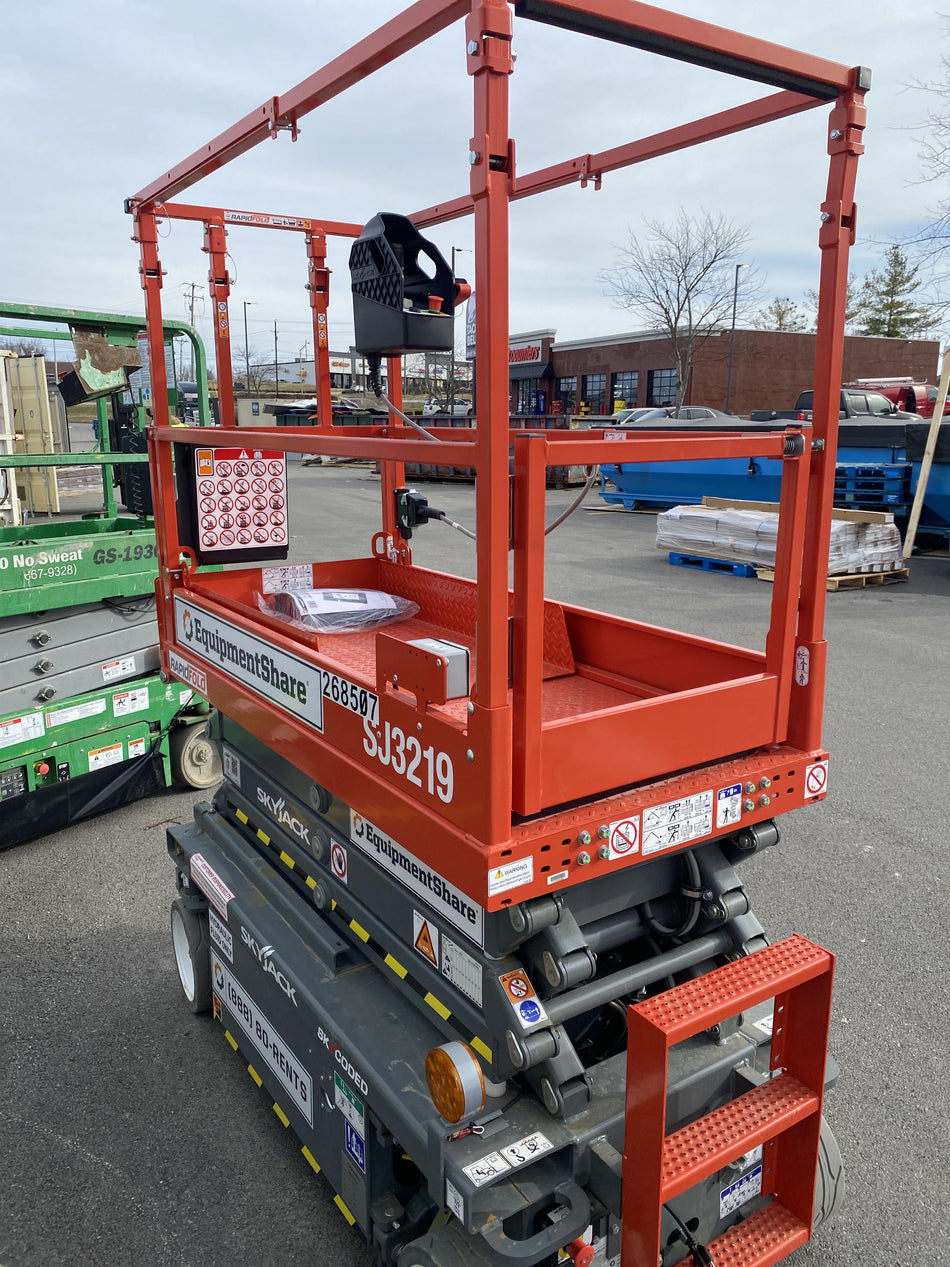2023 SKYJACK SJ3219