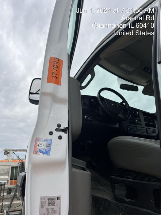 2023 CHEVROLET Express Van - Rental