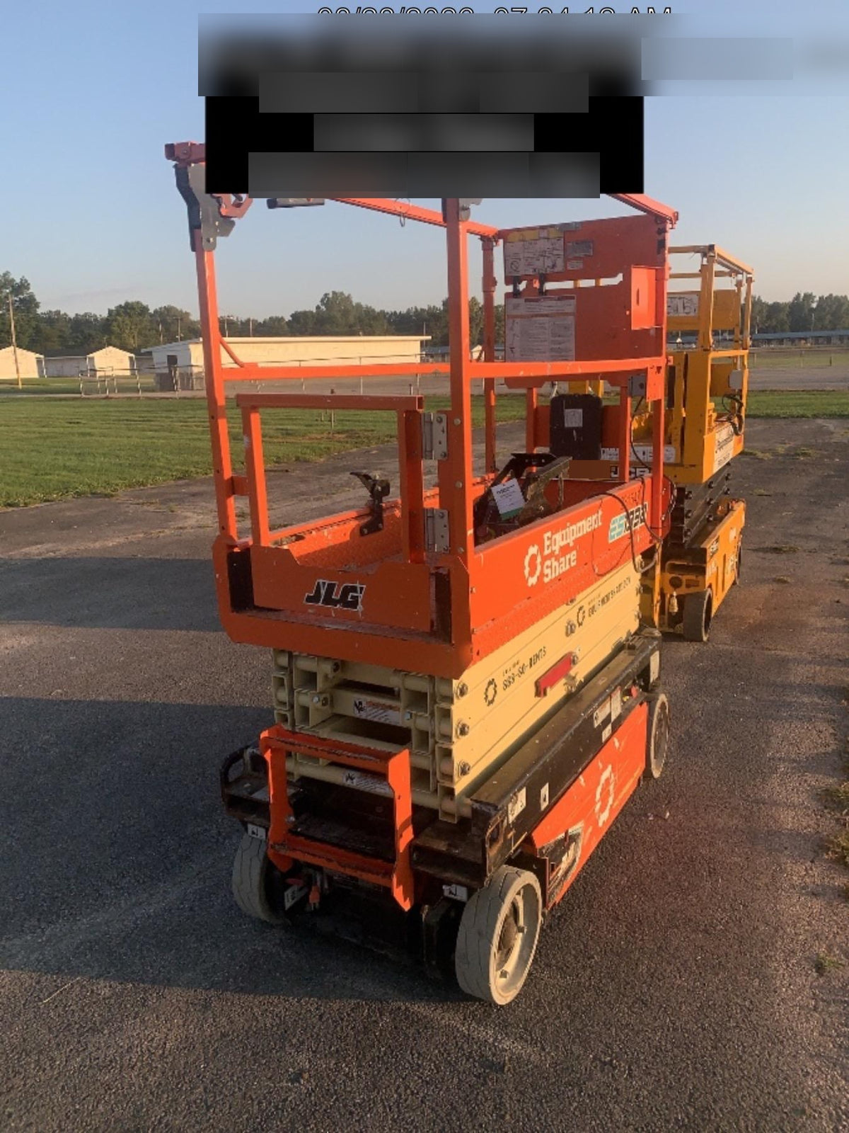 2022 JLG ES1932