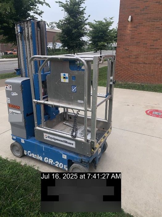 2020 GENIE GR-20