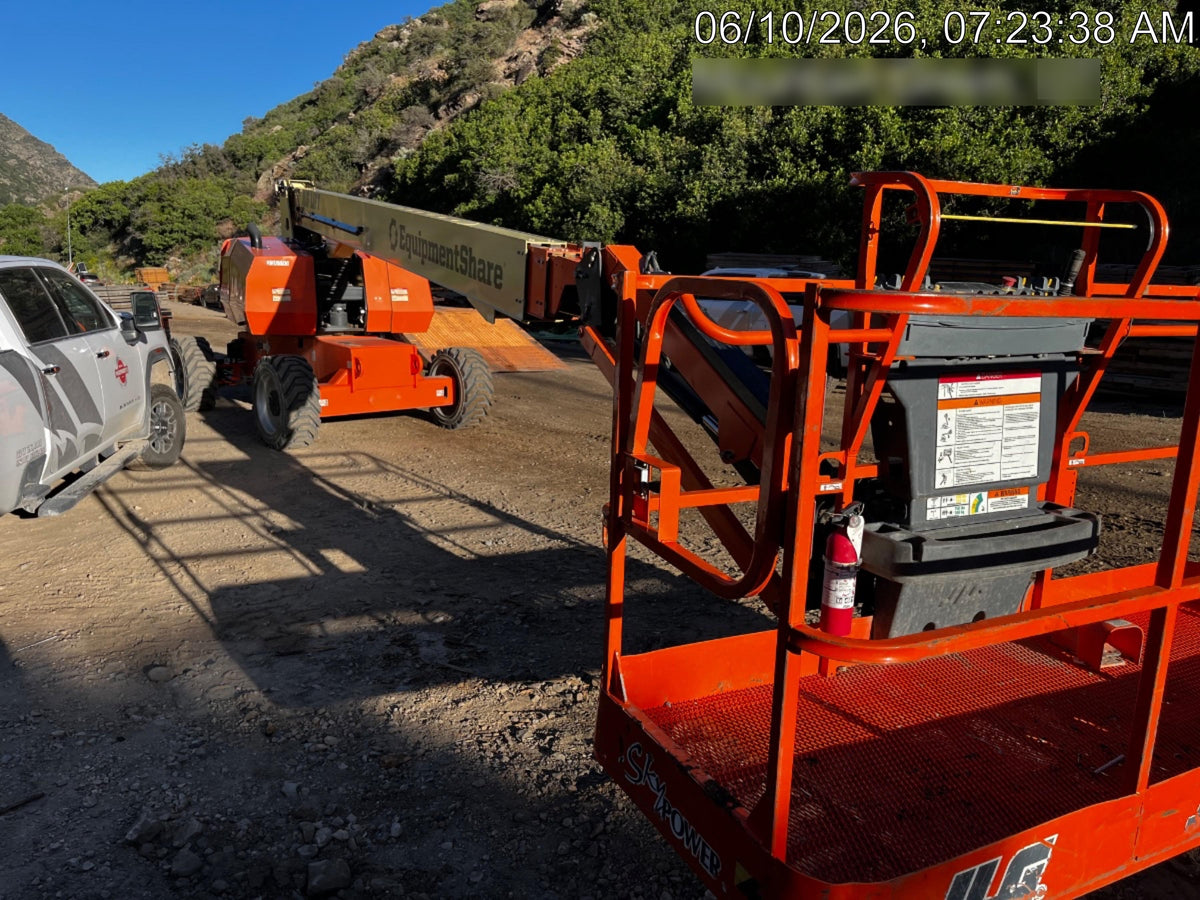 2022 JLG 860SJ