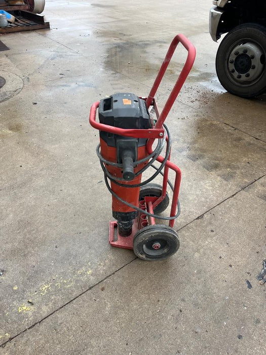 2023 HILTI TE 3000-AVR