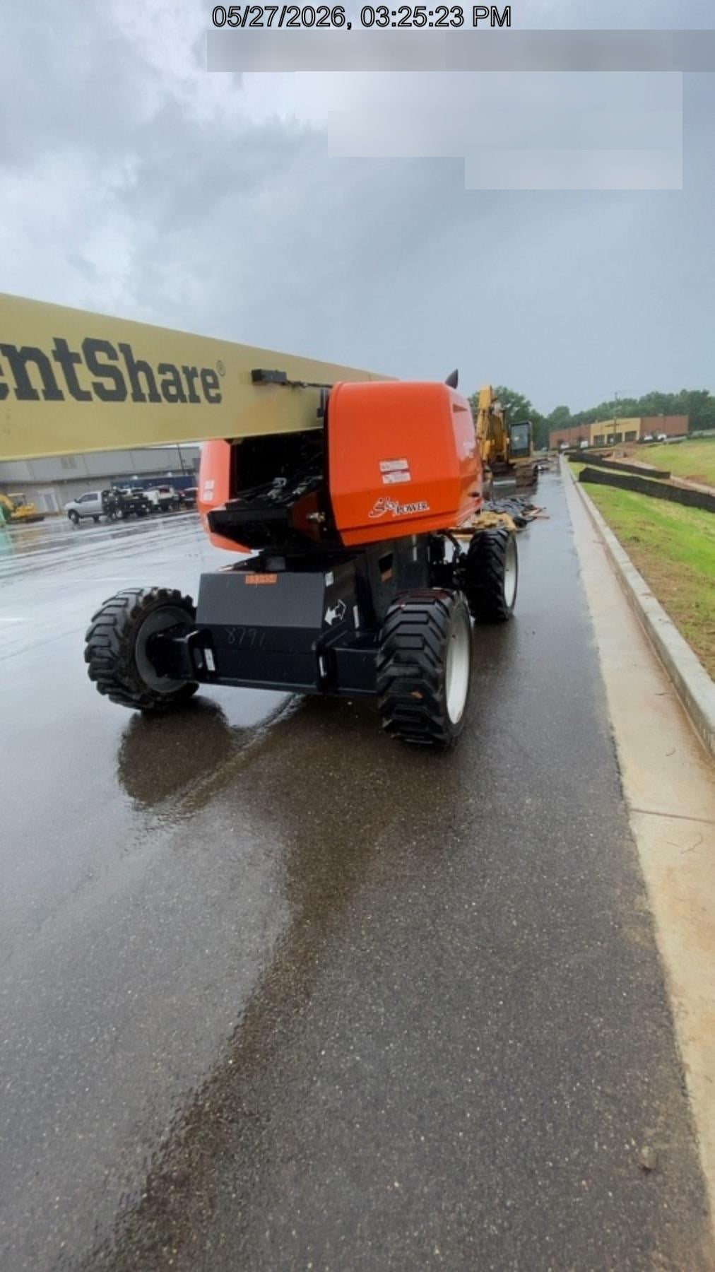 2025 JLG 660SJ