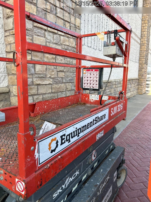 2017 Skyjack SJIII-3219 Skyjack SJ3219 Scissor Lift
