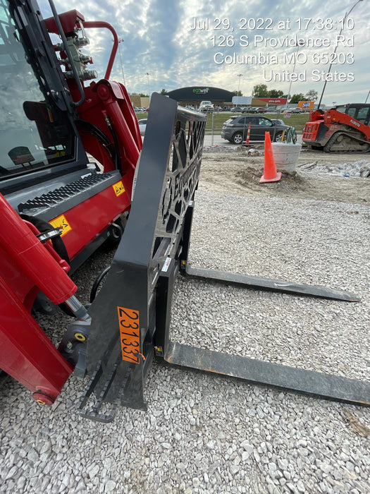 2022 PALADIN 48" Pallet Forks - Paladin