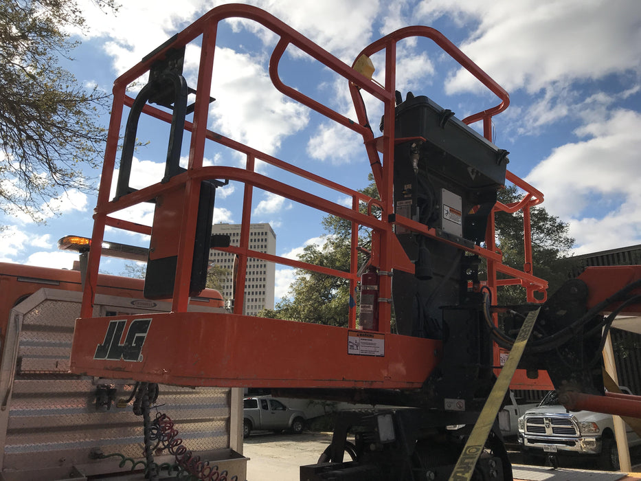2019 JLG 460SJ