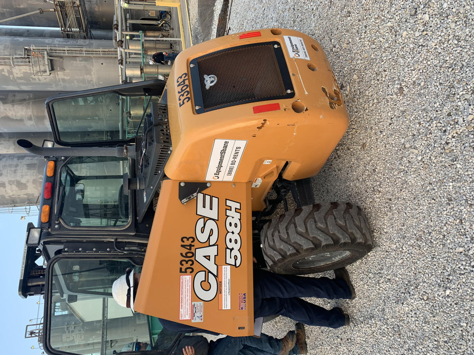 2019 CASE 588H