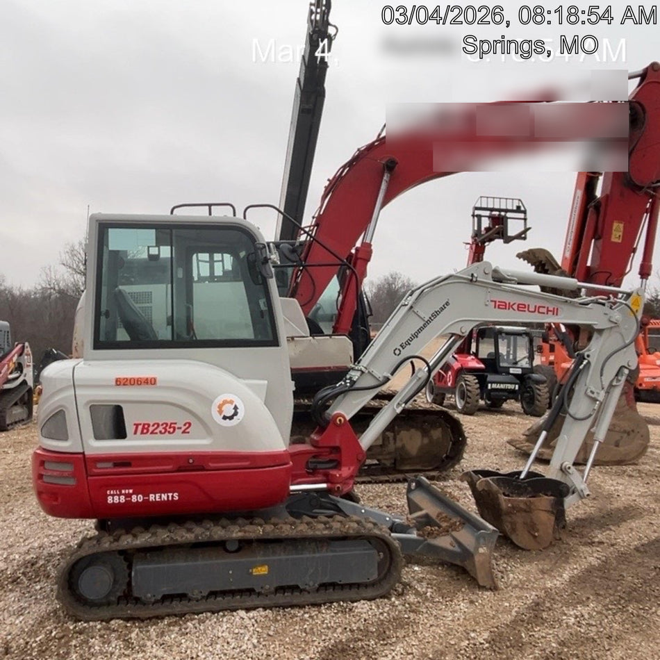 2025 TAKEUCHI 18" HD Bucket - Takeuchi