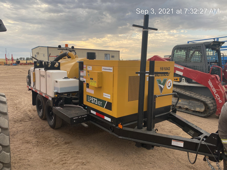 2021 Vac-Tron LP573XDT T4 Koehler Diesel Engine, 500 Gallon Debris Tank, x2 100 Gallon Water Tanks