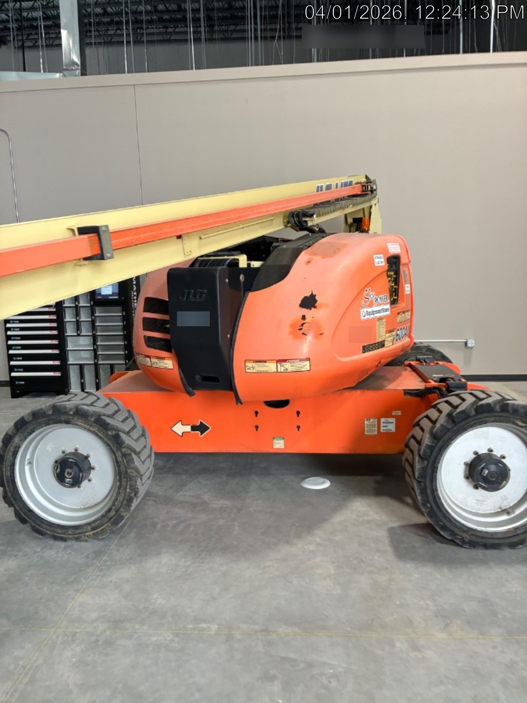 2018 JLG 600AJ