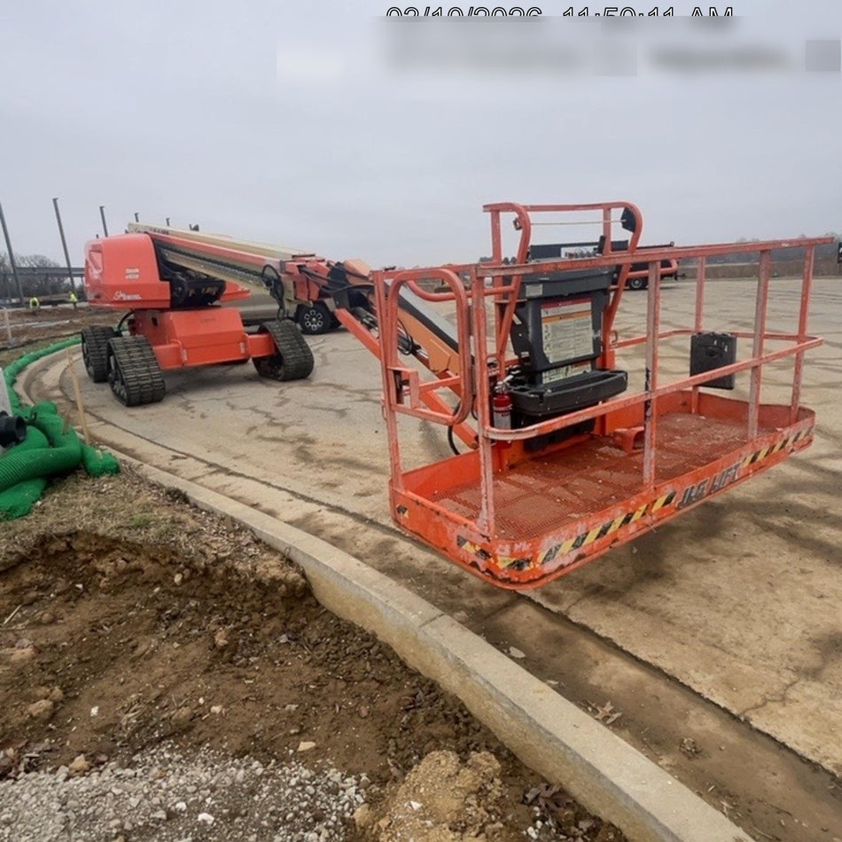 2022 JLG 660SJ Quad Track