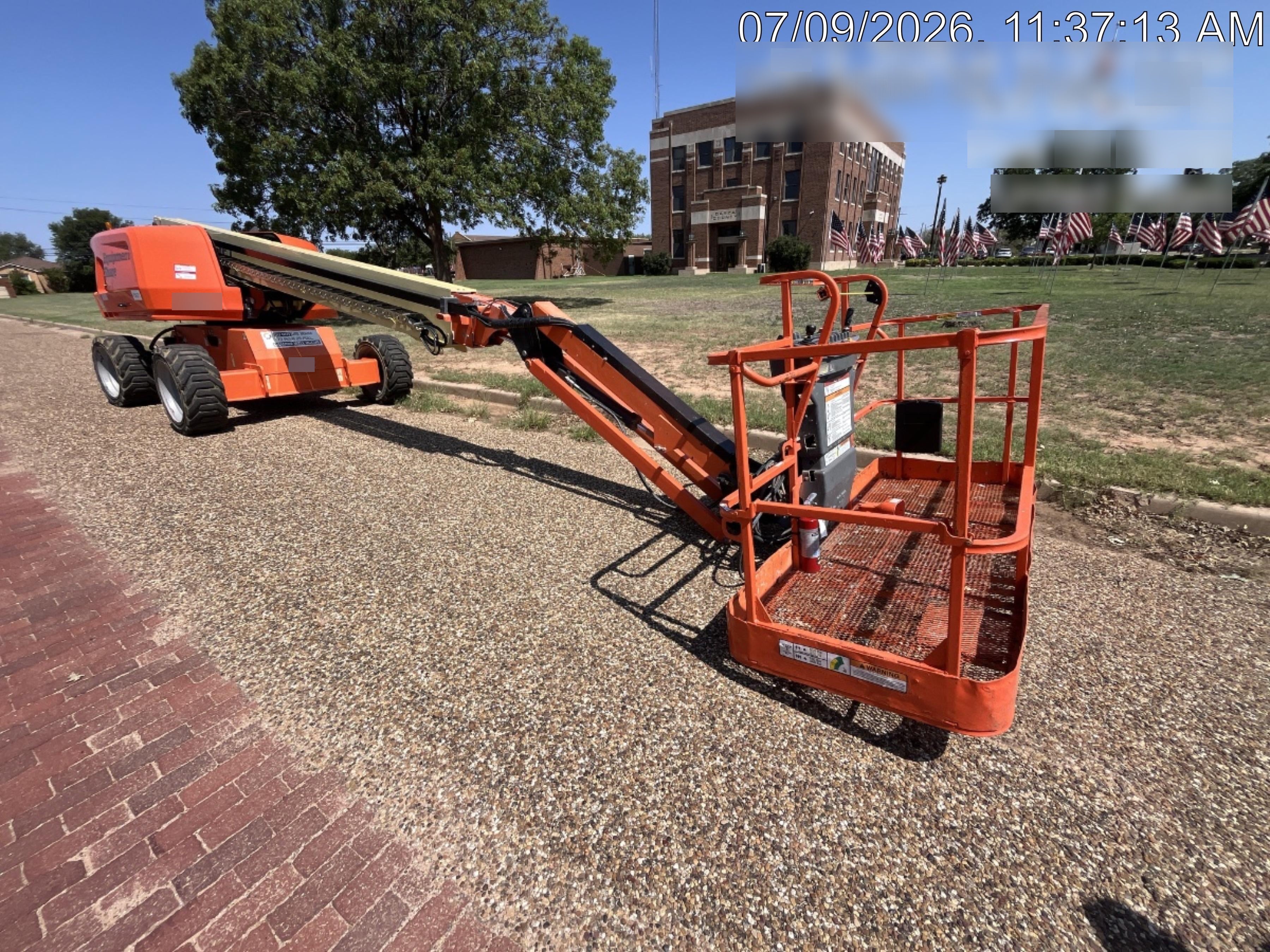 2019 JLG 660SJ