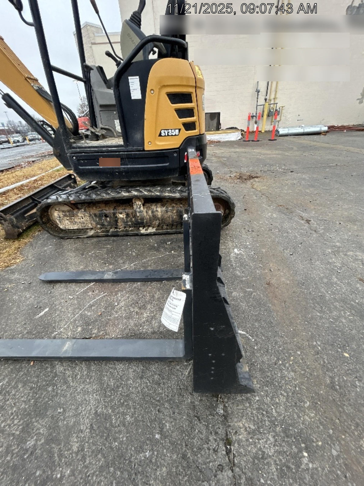 2025 ARROW MATERIAL HANDLING 48" Pallet Forks - Arrow