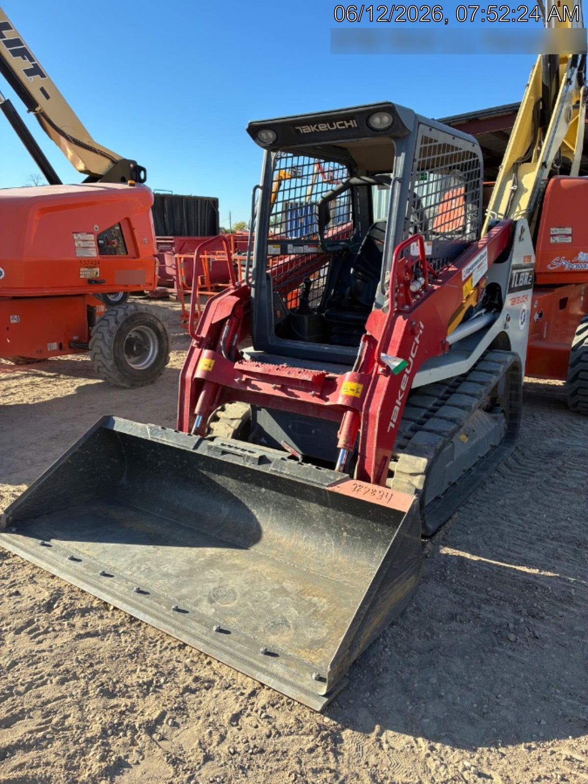 2023 TAKEUCHI TL8R2-R