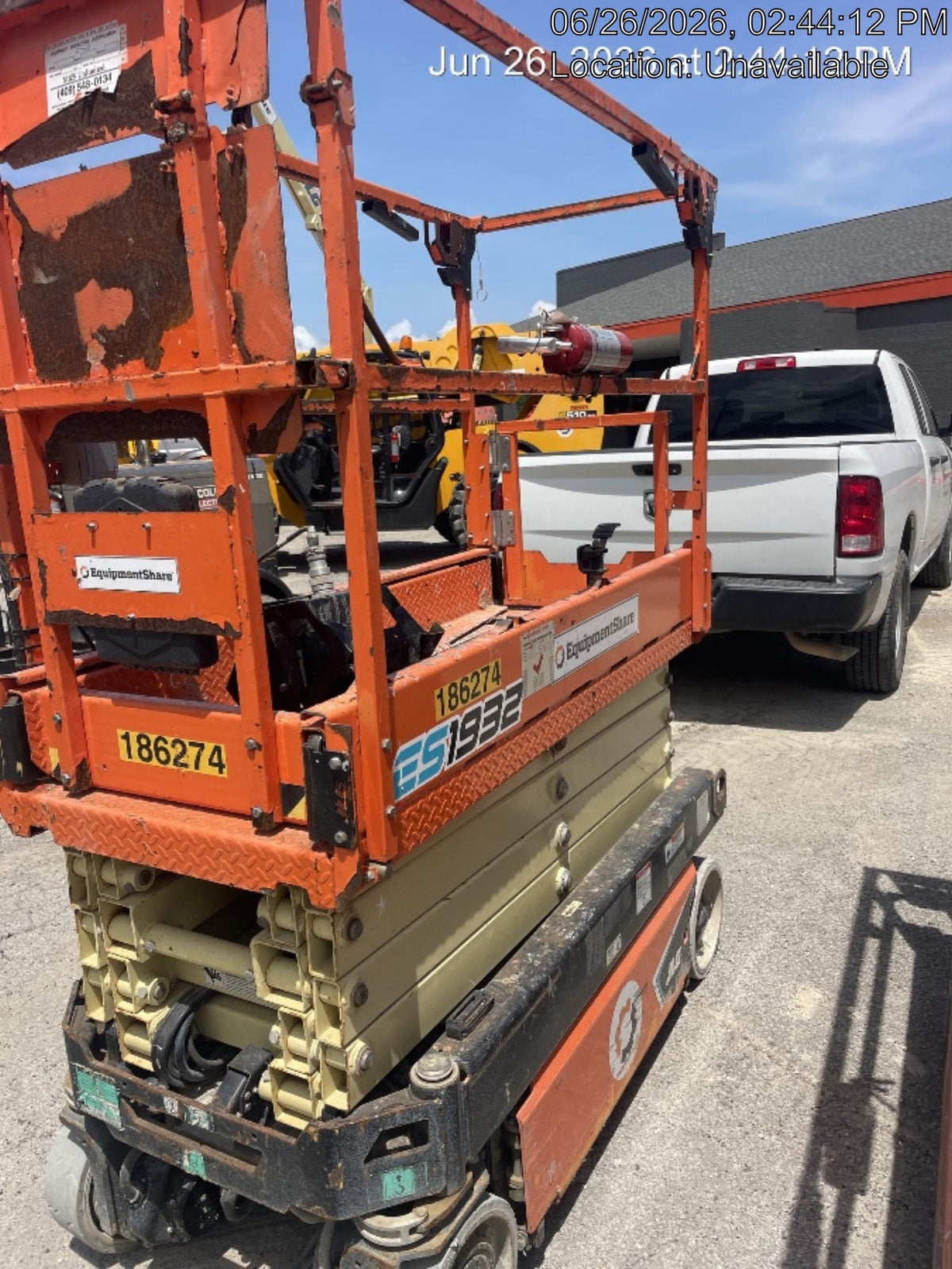 2021 JLG ES1932