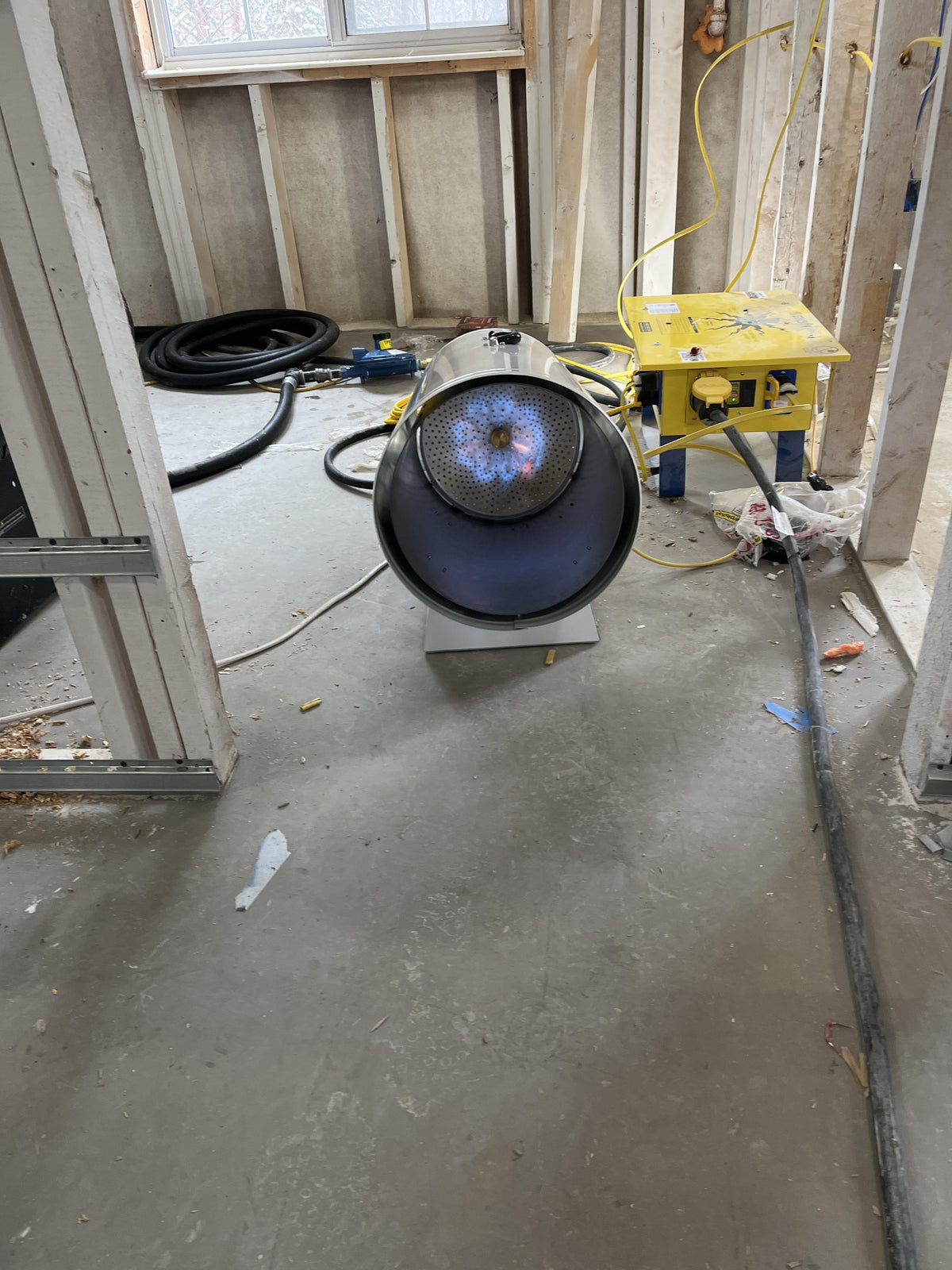 2024 LB WHITE Tradesman 400 Ultra DF