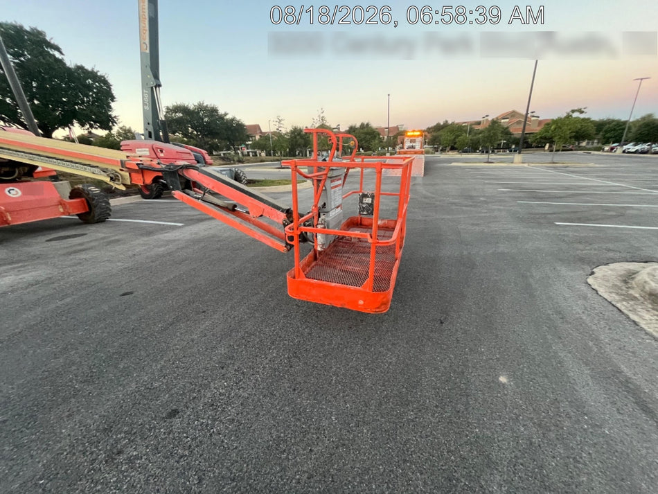 2019 JLG 660SJ