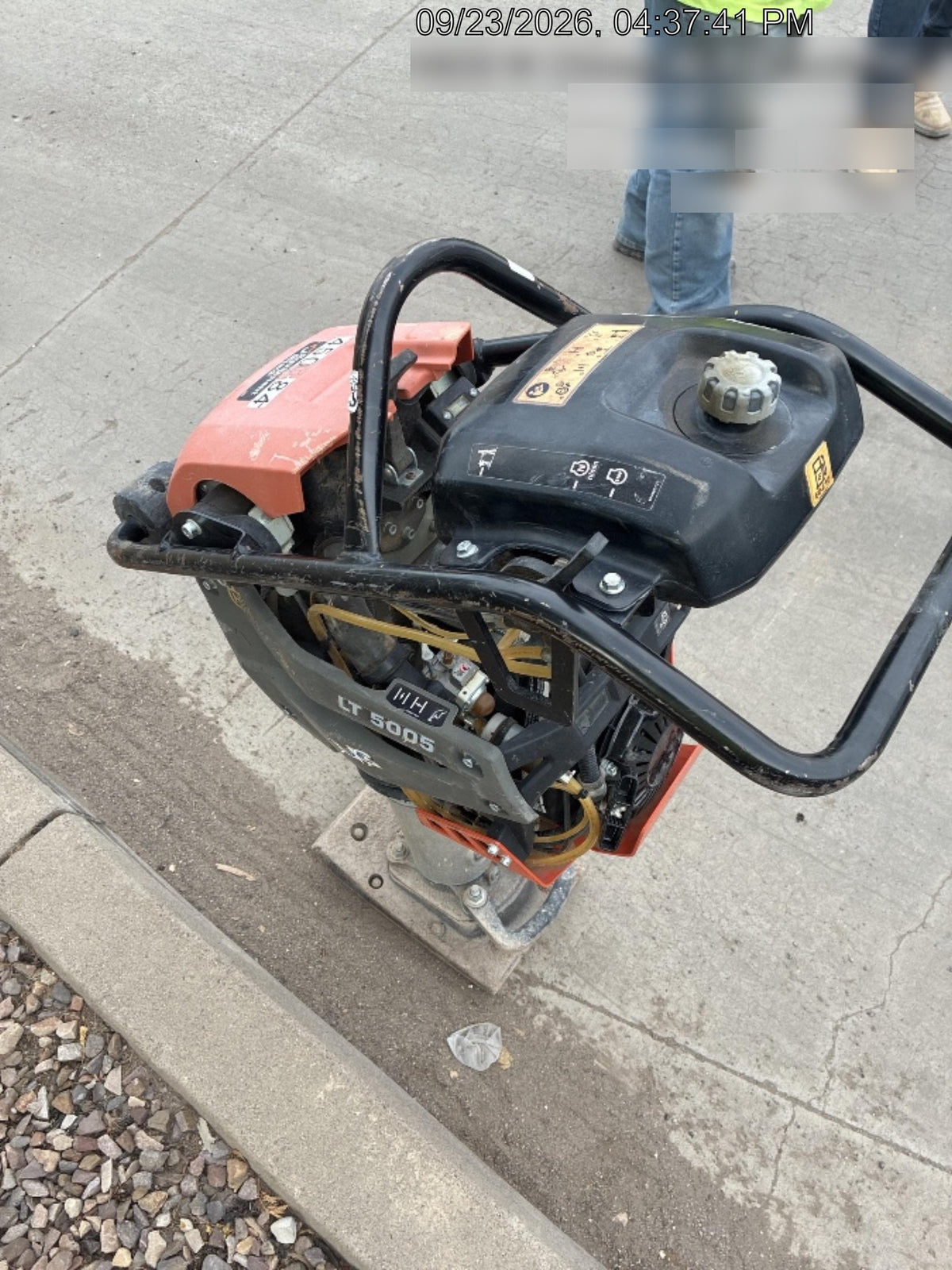 2024 HUSQVARNA LT5005