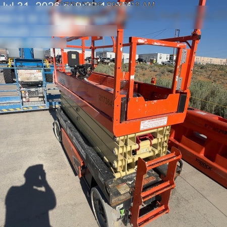2022 JLG ES2632