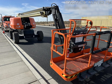 2025 JLG 660SJ