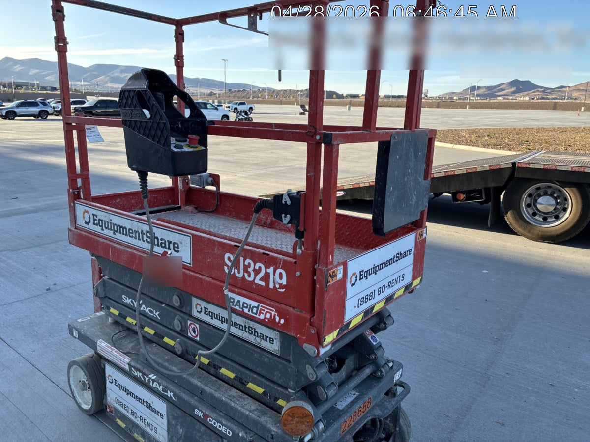 2022 SKYJACK SJ3219