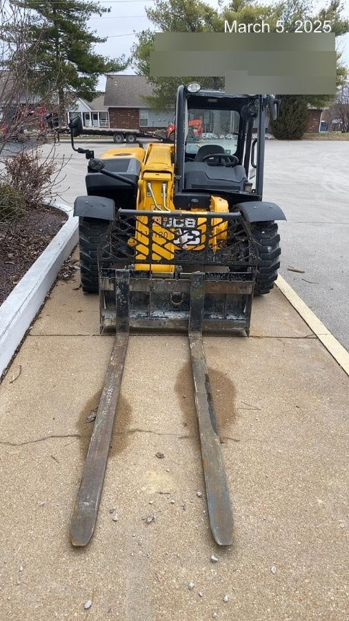 2020 JCB 505-20TC Canopy, Solid Tires, Work Lights, Beacon, Aux Hydraulics, Back up Alarm, ES Decals