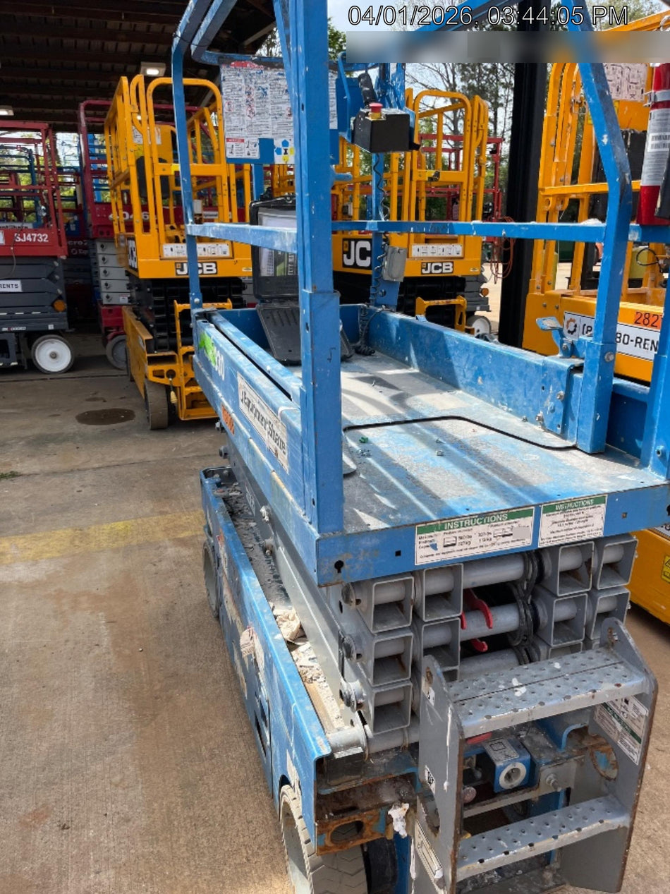 2020 Genie GS-1930 Fixed rails with chain entry gate - Pre A92.20