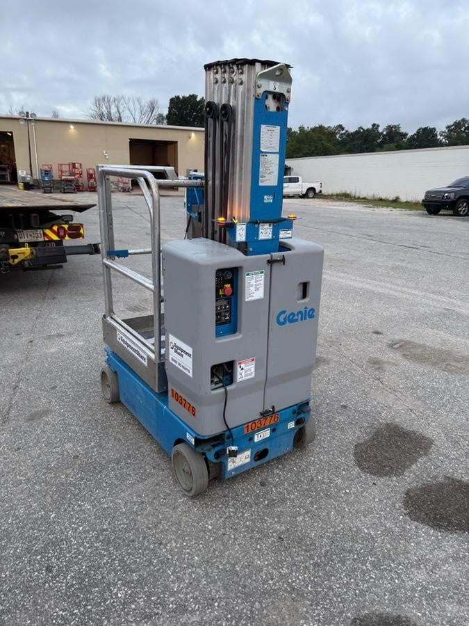 2020 GENIE GR-20