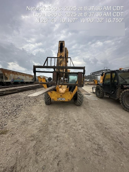 2019 JCB 510-56 74 HP w/CAB/HVAC, Beacon, Worklights, Aux Hydraulics, Solid Tires w/72" Carriage/60" Forks
