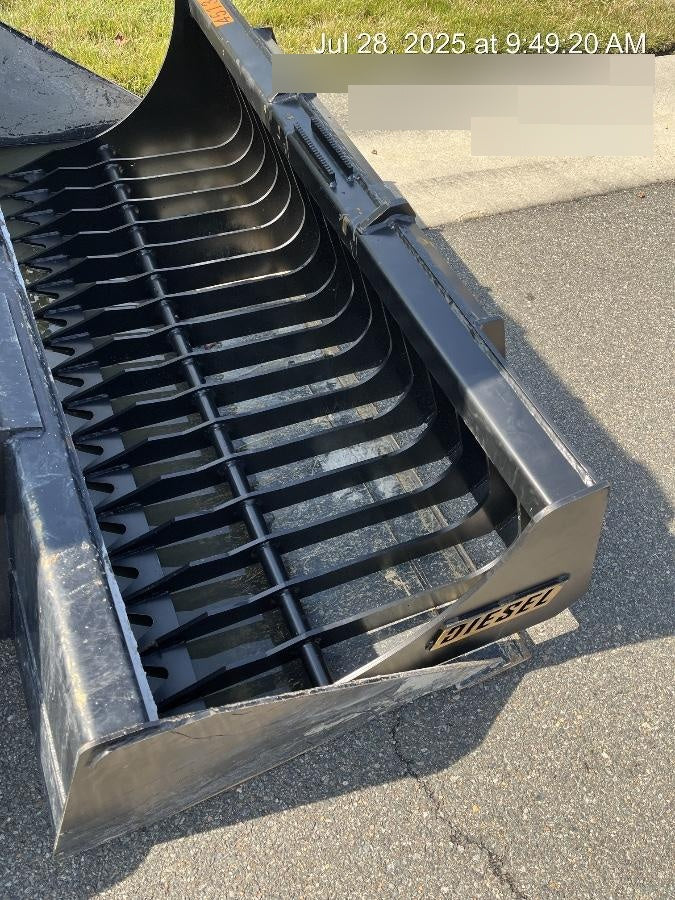2024 DIESEL EQUIPMENT Skeleton Bucket - Diesel Equipment